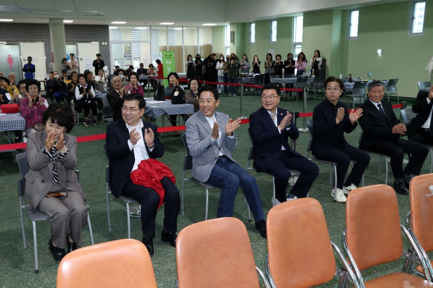 성서종합사회복지관 어르신 장수시진 촬영_4